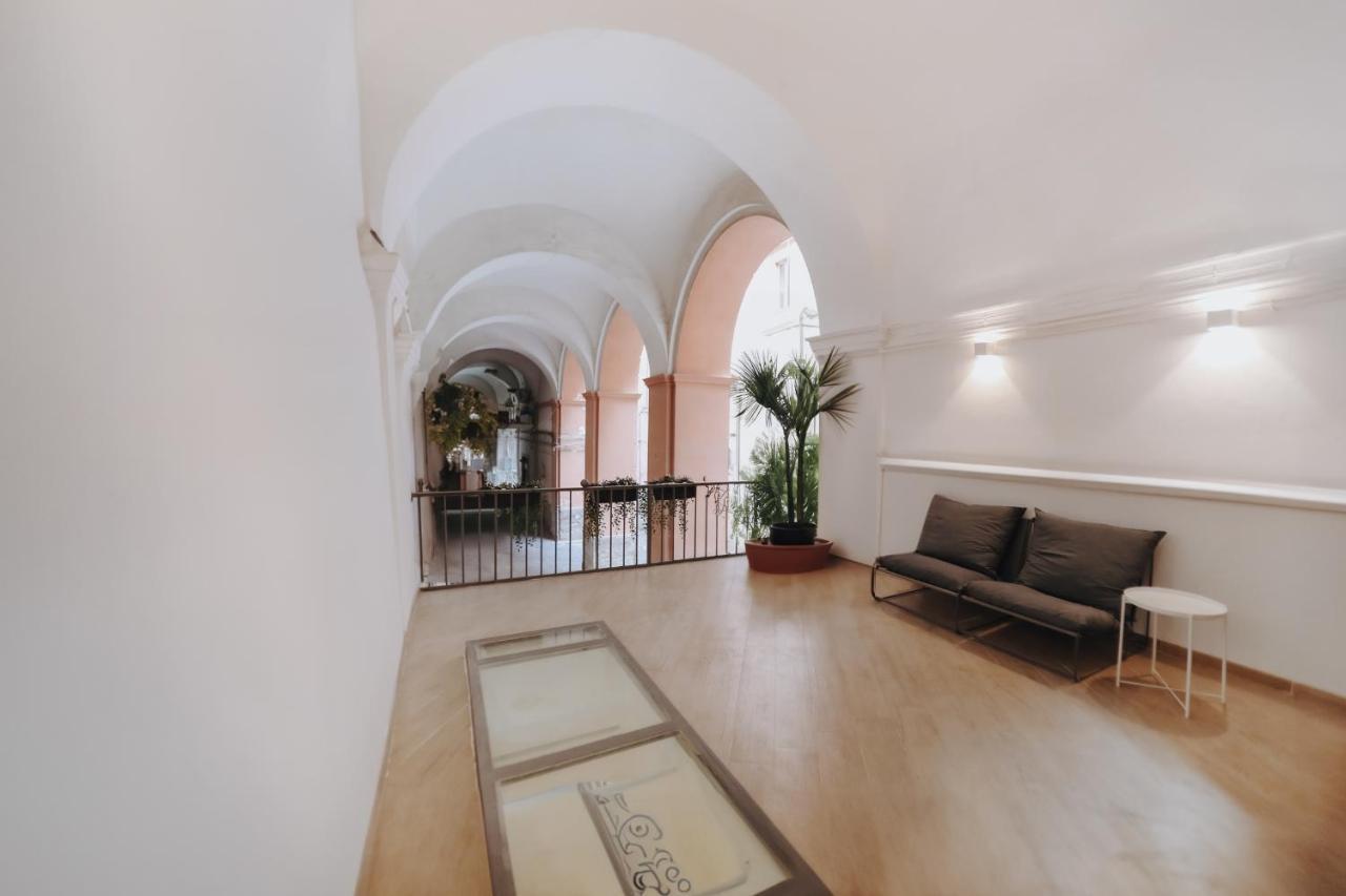 Insieme Suites نابولي المظهر الخارجي الصورة